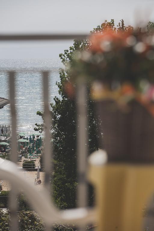 Acapulco Beach Lido di Jesolo Exteriör bild